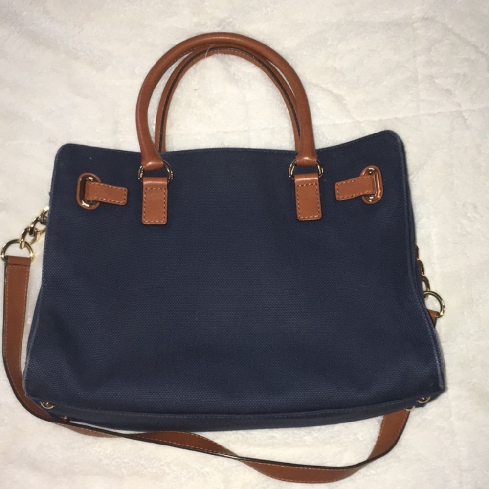 Michael kors purse - Picture 6 of 8
